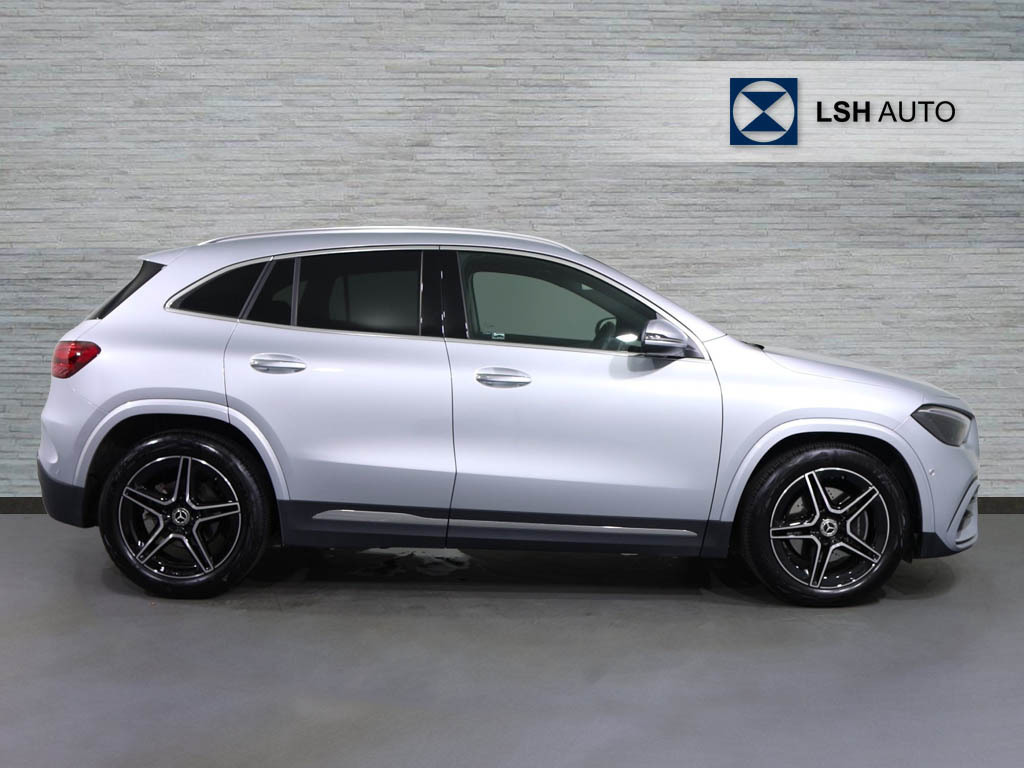 Mercedes-Benz GLA Class Gla 200 Amg Line Executive KK25CCO Silver #3