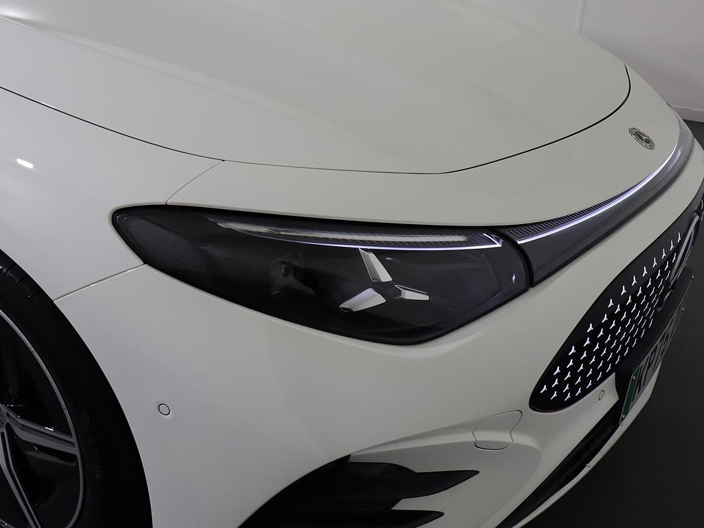 Mercedes-Benz CLA Class Cla 250 200Kw Eq Tech Amg Line Edition 85Kwh KP75DOH White #6