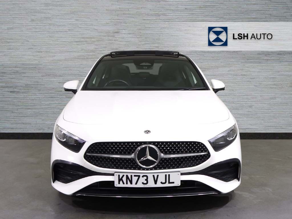 Mercedes-Benz A Class A200 Amg Line Premium Plus KN73VJL White #4