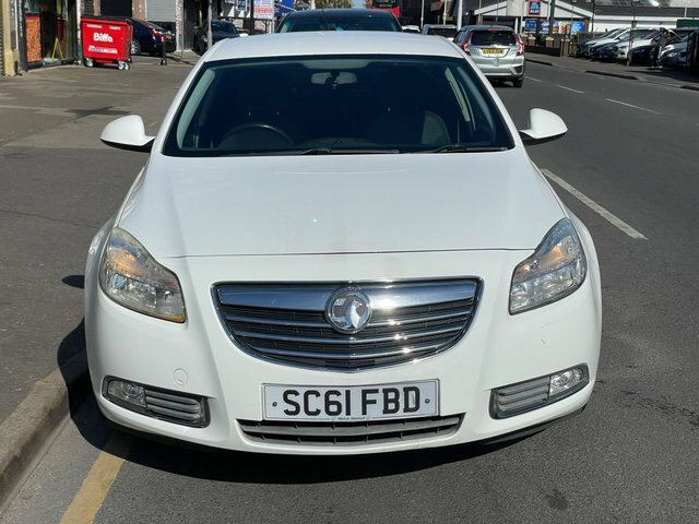 Vauxhall Insignia 1.8 16V Sri Euro SC61FBD White #2
