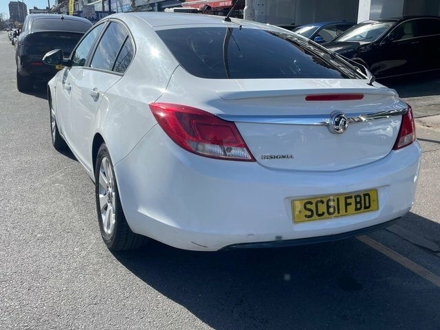 Vauxhall Insignia 1.8 16V Sri Euro SC61FBD White #6