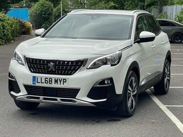 Peugeot 3008 1.2 Puretech Allure Eat LL68MYP White #3