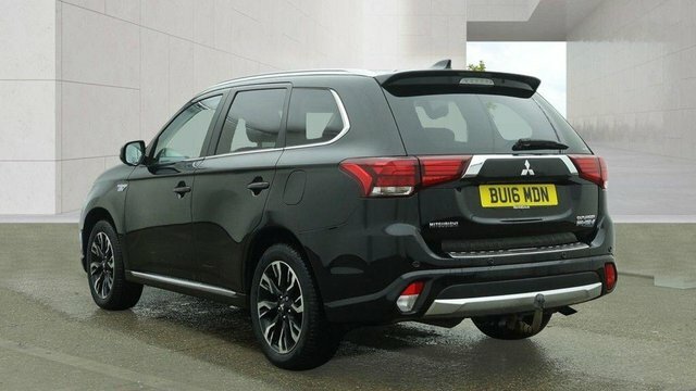 Mitsubishi Outlander 2.0H 12Kwh Gx5hs Cvt Black #3