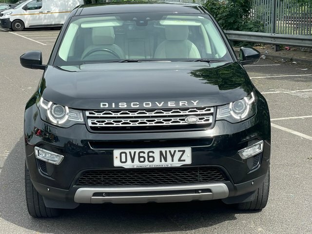 Land Rover Discovery Sport 2.0 Td4 Hse Luxury OV66NYZ Black #2