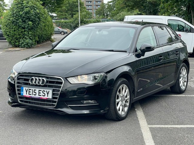 Audi A3 1.2 Tfsi Se Sportback YE15ESY Black #3