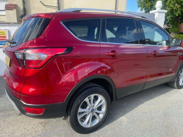Ford Kuga 2.0 Tdci 180Ps Titanium 6-Spd Awd - 2017 1 KN17HZY Red #4