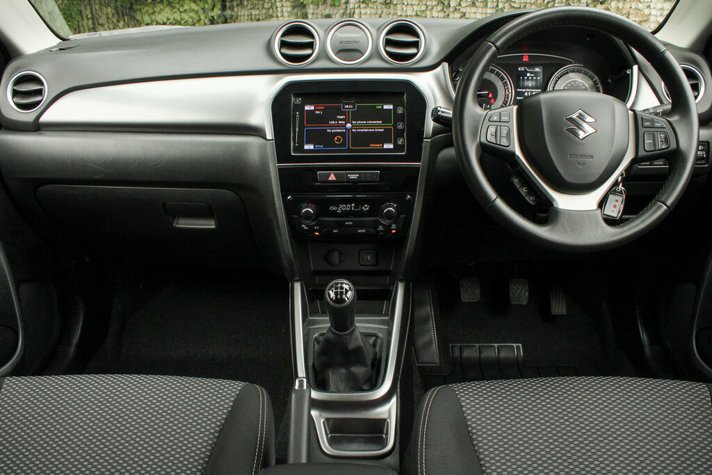 Suzuki Vitara Sz-t YL19VOY #2