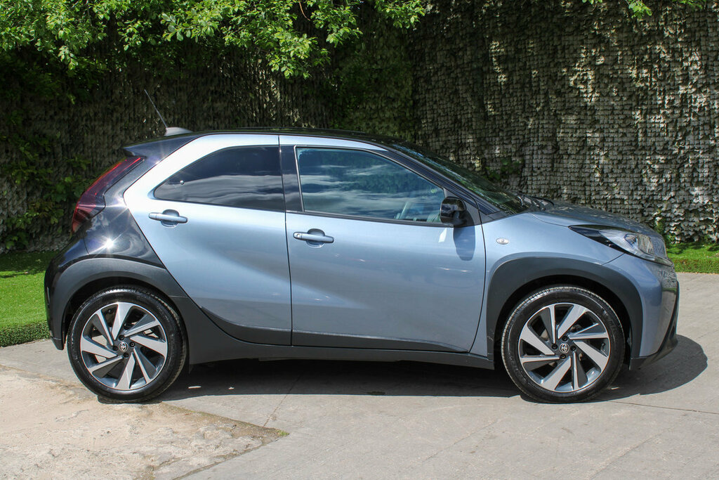 Toyota Aygo X Edge YK74TFA #3