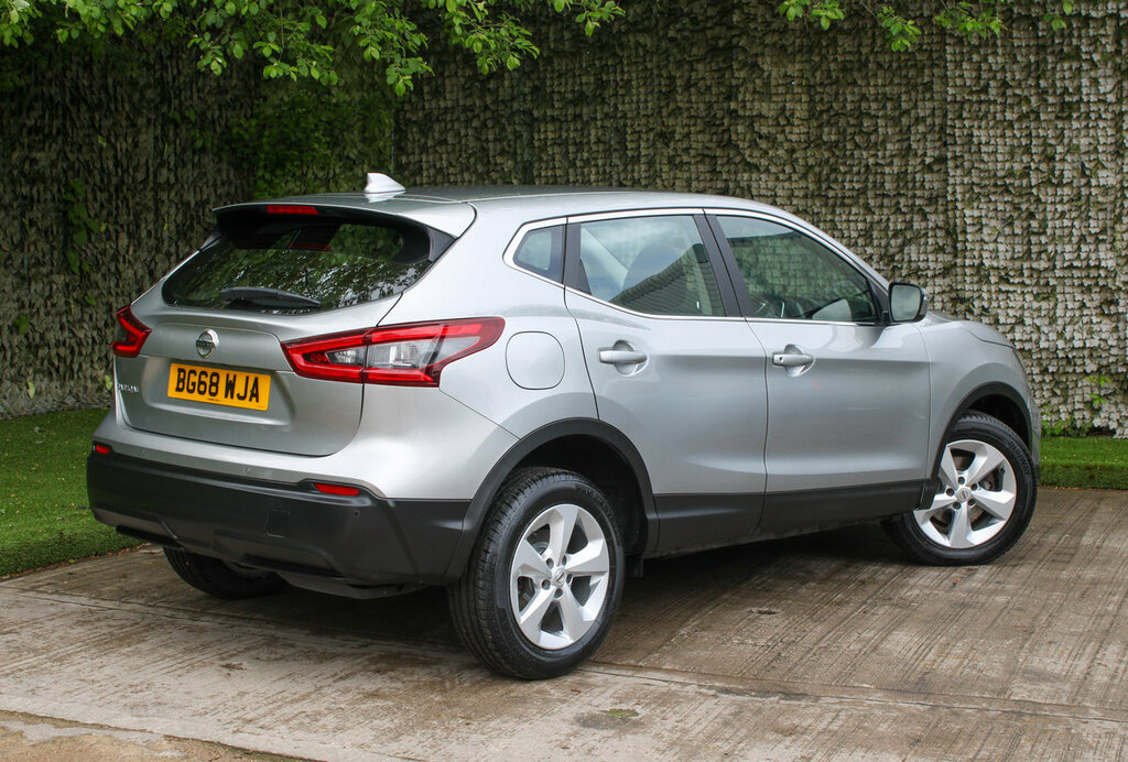 Nissan Qashqai Acenta Premium BG68WJA #4