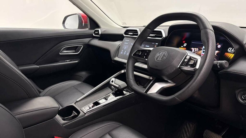 MG ZS Hybrid Trophy LC25YHL #2
