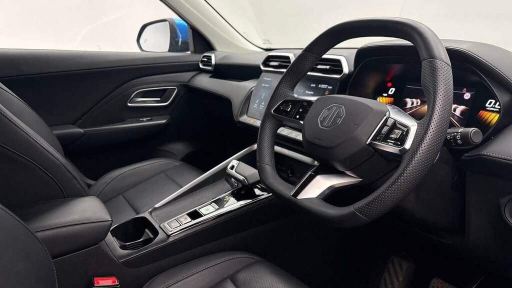 MG ZS Hybrid Trophy LC25UFG #2
