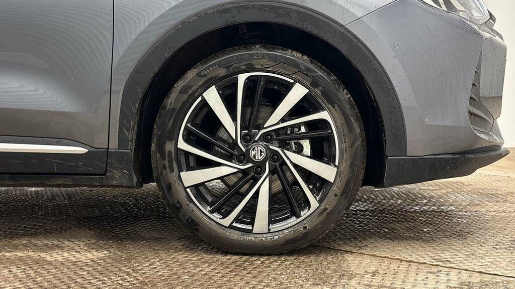 MG ZS Hybrid Trophy LC25VJO #6