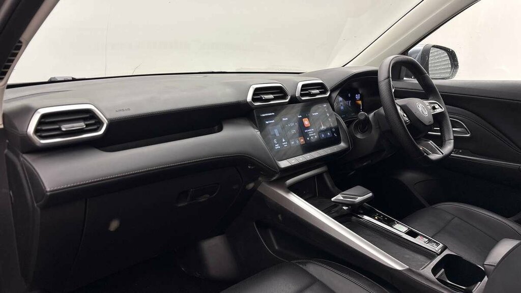 MG ZS Hybrid Trophy LC25VJO #3