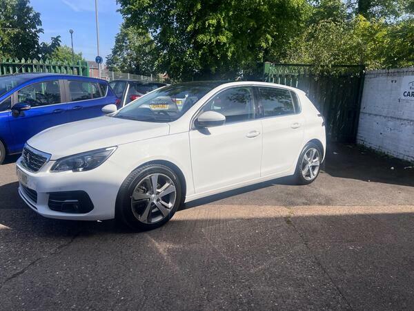 Peugeot 308 1.2 Puretech Gpf Allure Euro 6 Ss White #4