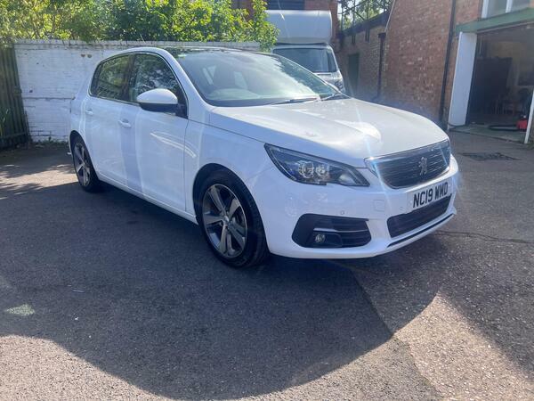 Peugeot 308 1.2 Puretech Gpf Allure Euro 6 Ss White #2