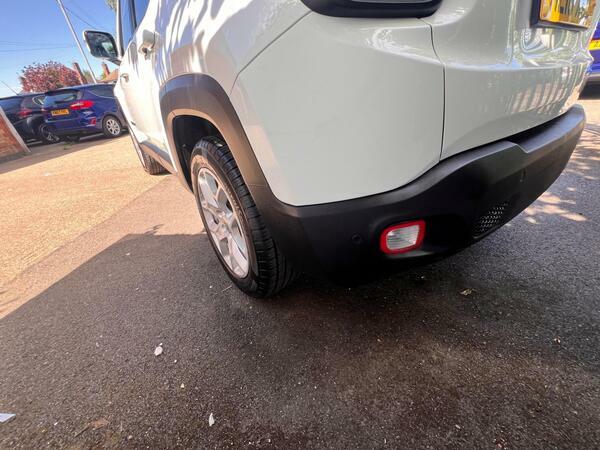 Jeep Renegade 1.4T Multiairii Longitude Euro 6 Ss White #4