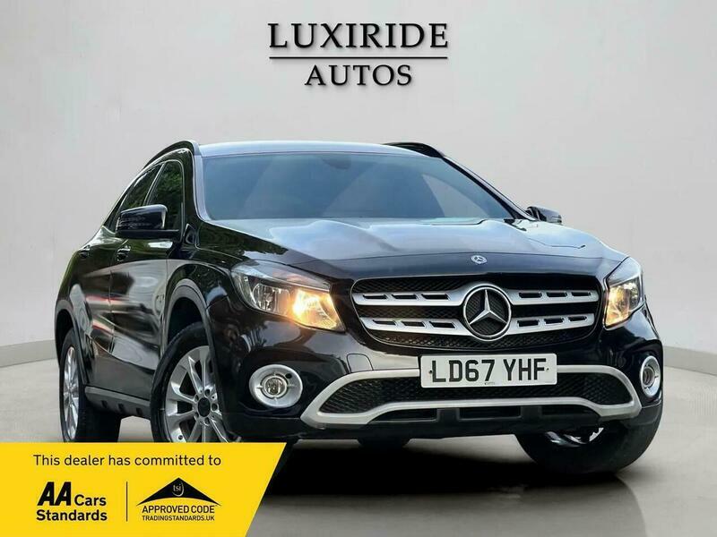Mercedes-Benz C Class 2.1 Gla200d Se 7G-dct Black
