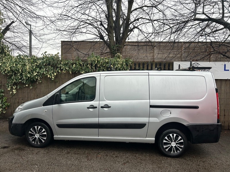 Toyota PROACE L2h1 Hdi 1200 Fsh Silver