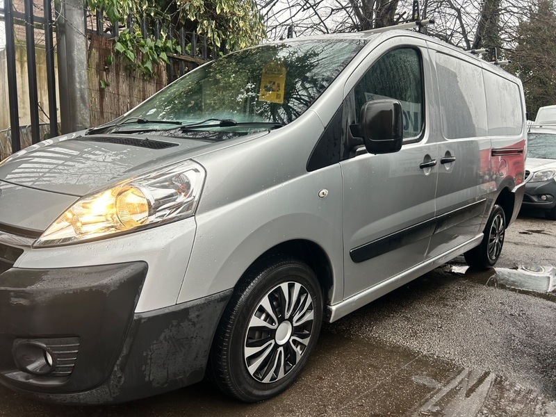 Toyota PROACE L2h1 Hdi 1200 Fsh Silver #2