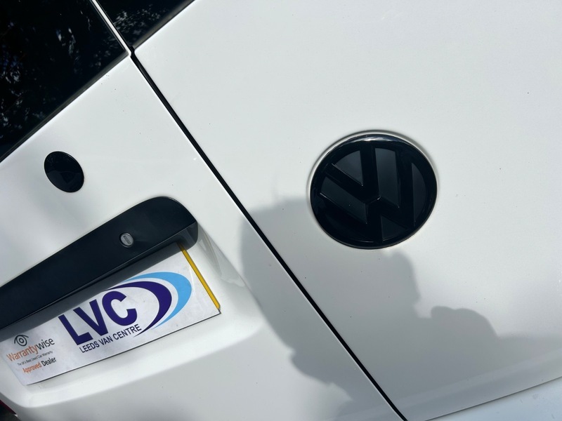 Volkswagen Caddy Camper C20 Tdi Highline Professional White #3