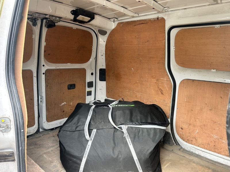 Nissan NV200 Panel Van White #22