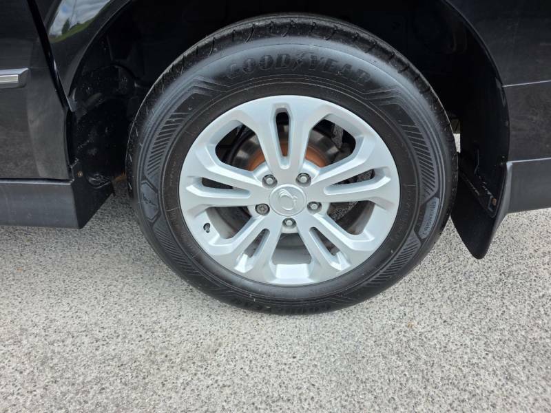 SsangYong Korando Sports Sx Pickup Double Cab White #30