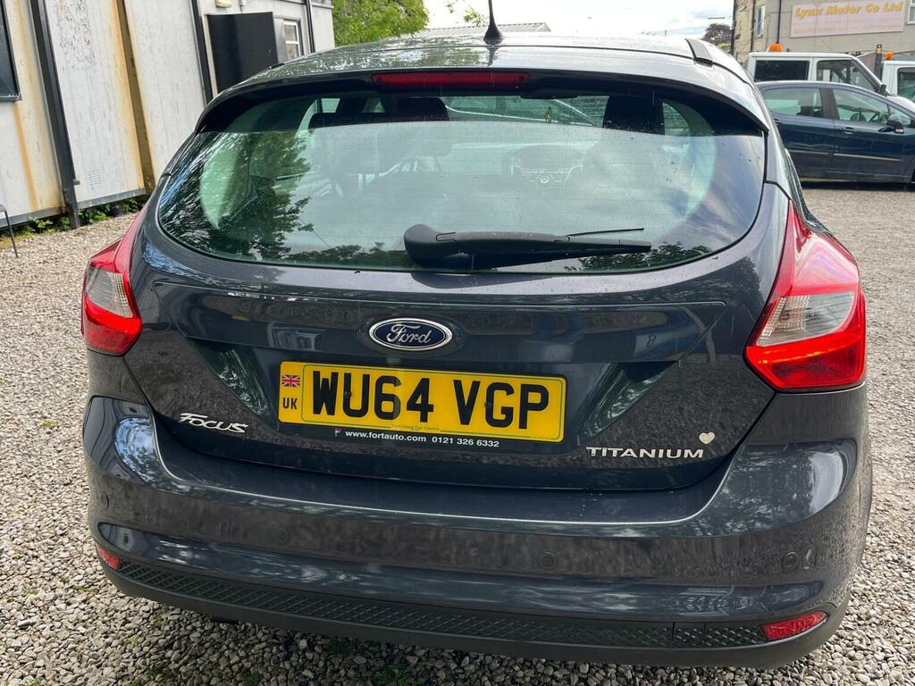 Ford Focus Hatchback 1.6 Tdci Titanium Navigator Euro 5 Ss WU64VGP Grey #4