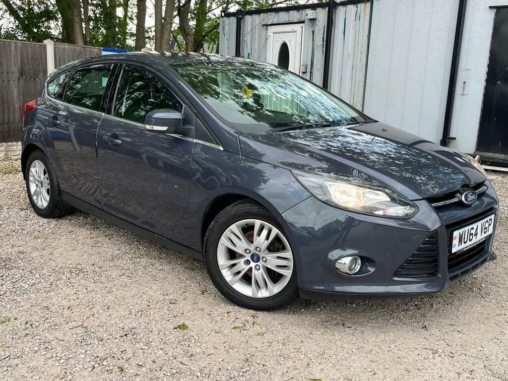 Ford Focus Hatchback 1.6 Tdci Titanium Navigator Euro 5 Ss Grey