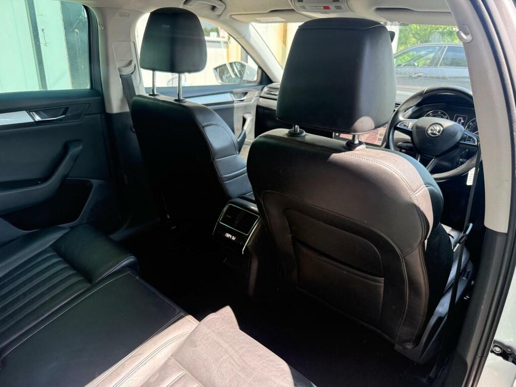 Skoda Superb Estate 1.6 Tdi Greenline Se L Executive Euro 6 S Silver #6