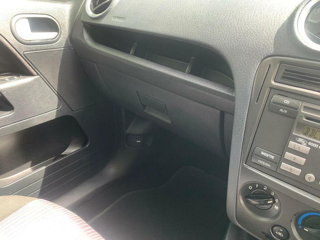 Ford Fusion 1.4 Style Grey #26