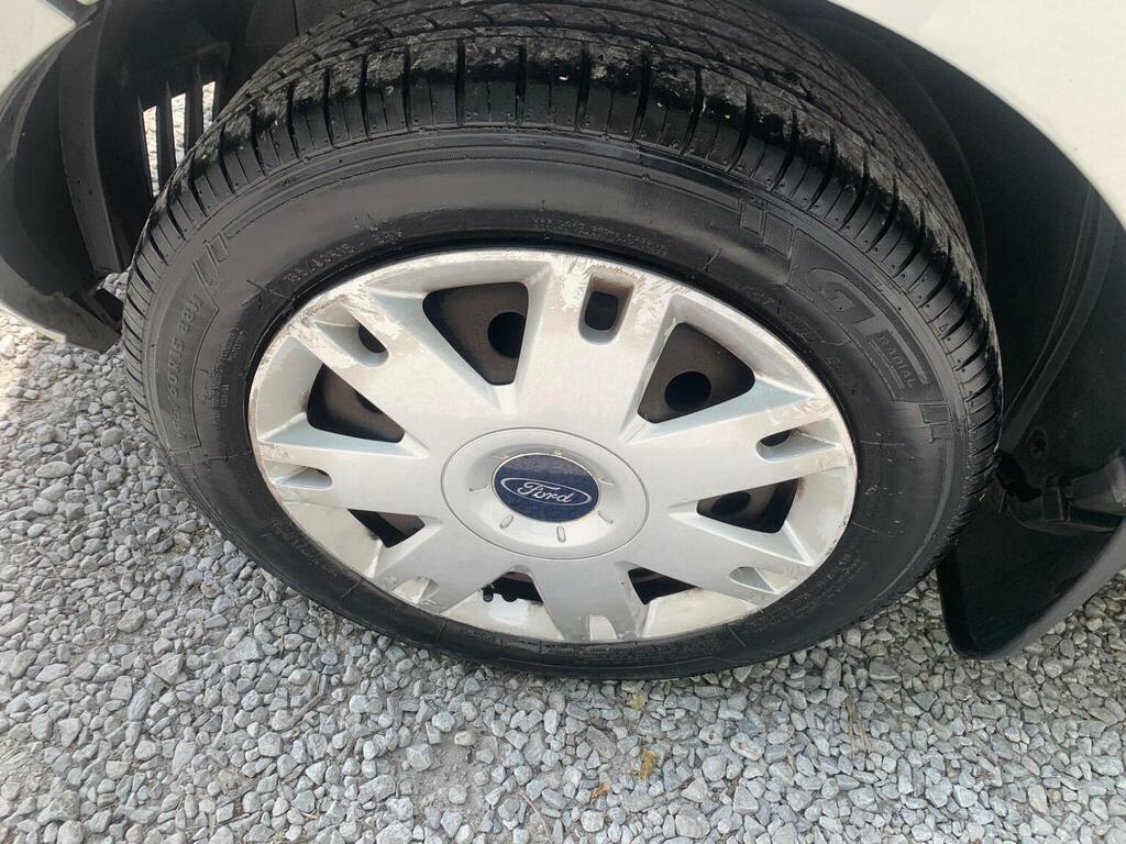 Ford Fusion 1.4 Style Grey #40