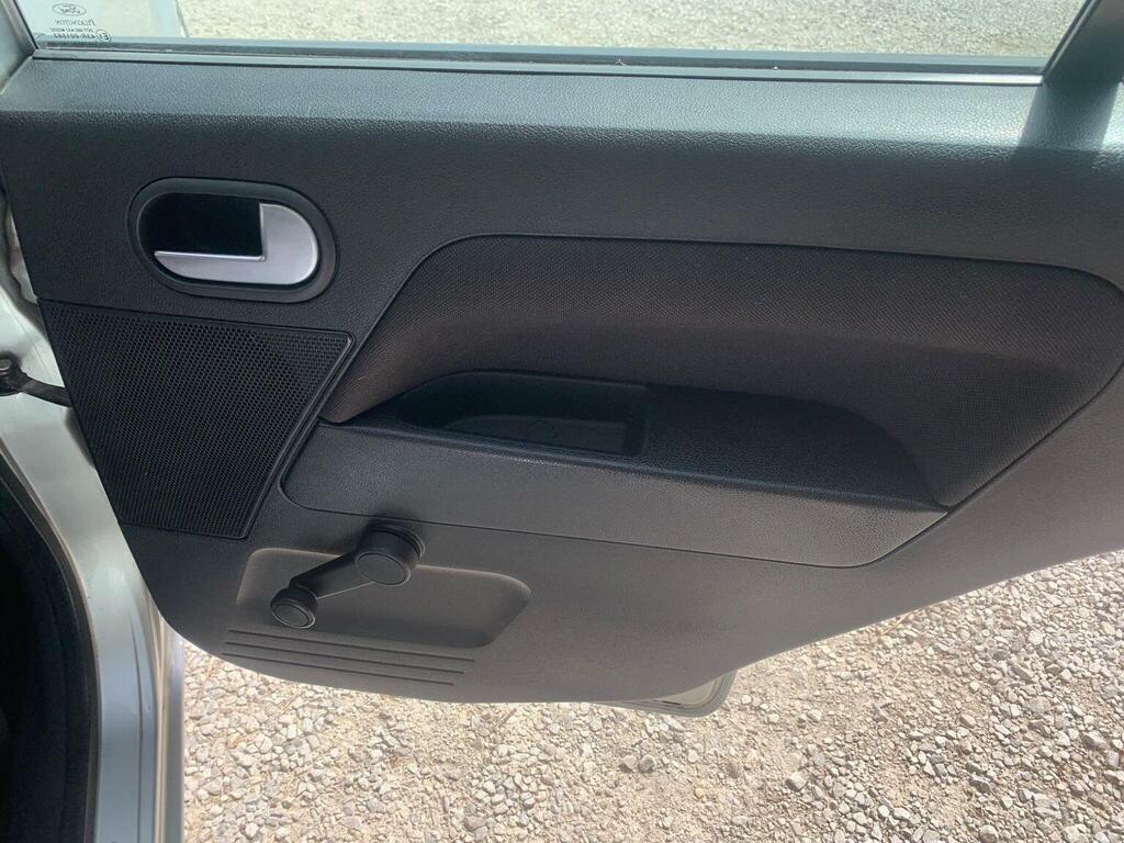 Ford Fusion 1.4 Style Grey #32