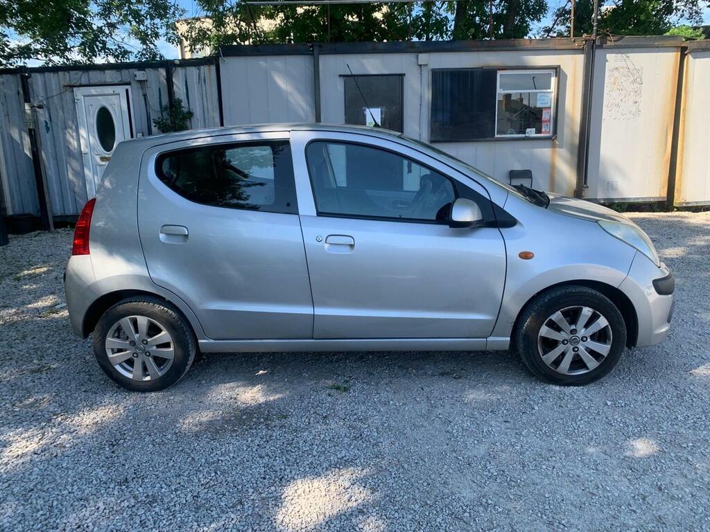 Nissan Pixo Hatchback 1.0 N-tec Euro 5 201111 Silver #5