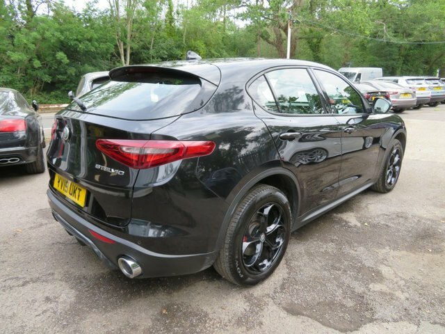Alfa Romeo Stelvio 2019 2.0T Super Suv Q4 All Wh Black #3