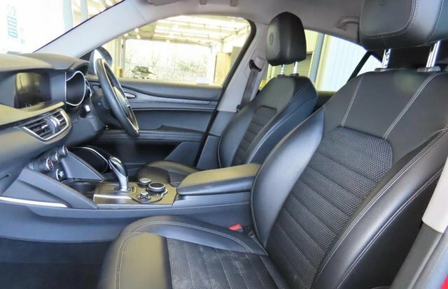 Alfa Romeo Stelvio 2018 2.0T Super Suv Q4 All Wh Red #2