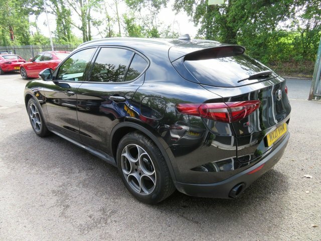 Alfa Romeo Stelvio 2021 2.2 Td Sprint Suv Q4 All Black #4