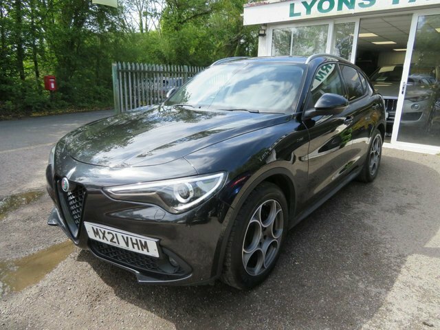 Alfa Romeo Stelvio 2021 2.2 Td Sprint Suv Q4 All Black #3