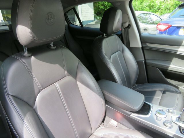 Alfa Romeo Stelvio 2021 2.2 Td Sprint Suv Q4 All Black #5