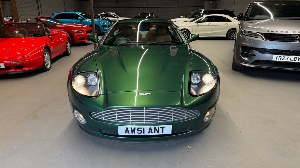 Aston Martin Vanquish Coupe 5.9 200151 Green #4