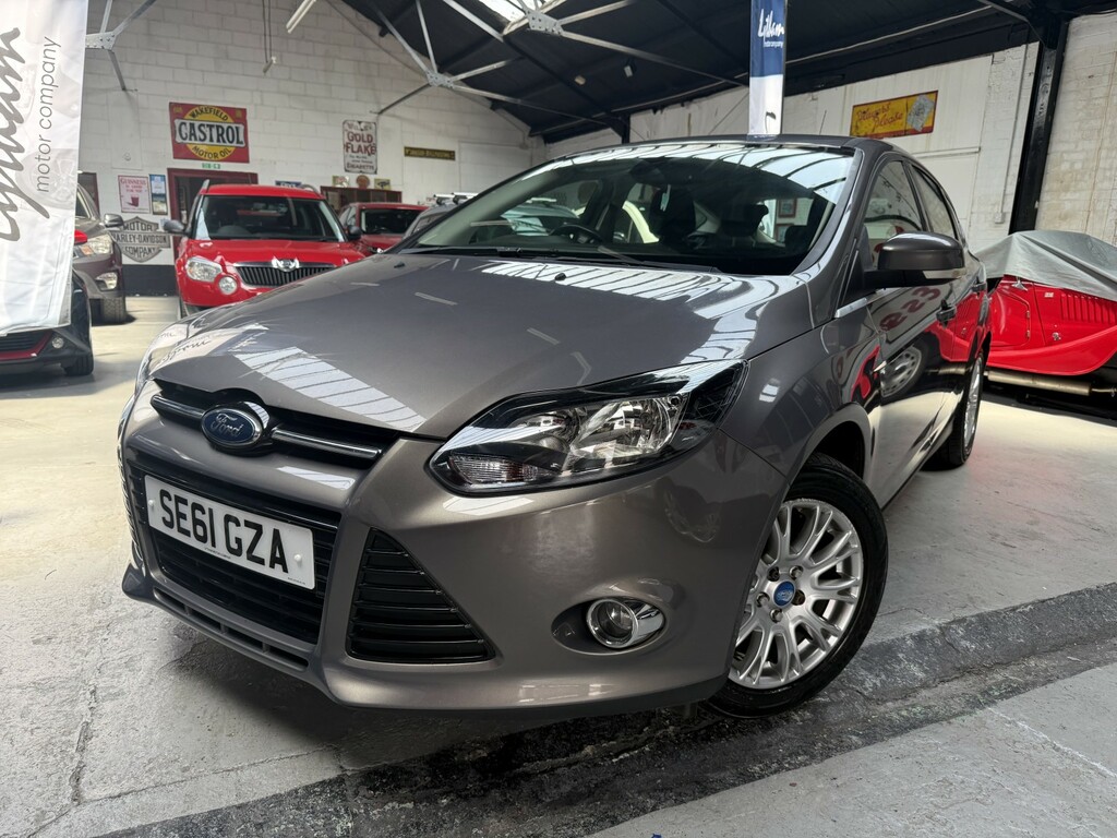 Ford Focus 1.6 Titanium 201161 Grey
