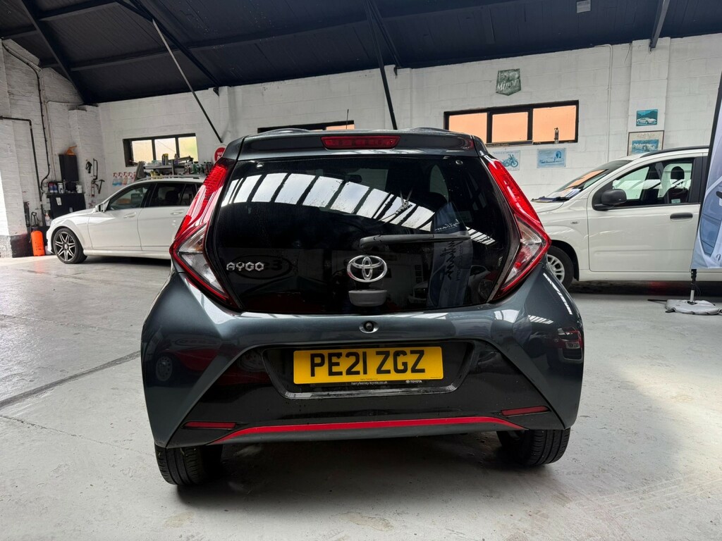 Toyota Aygo 1.0 Vvt-i X-trend 202121 PE21ZGZ Grey #4