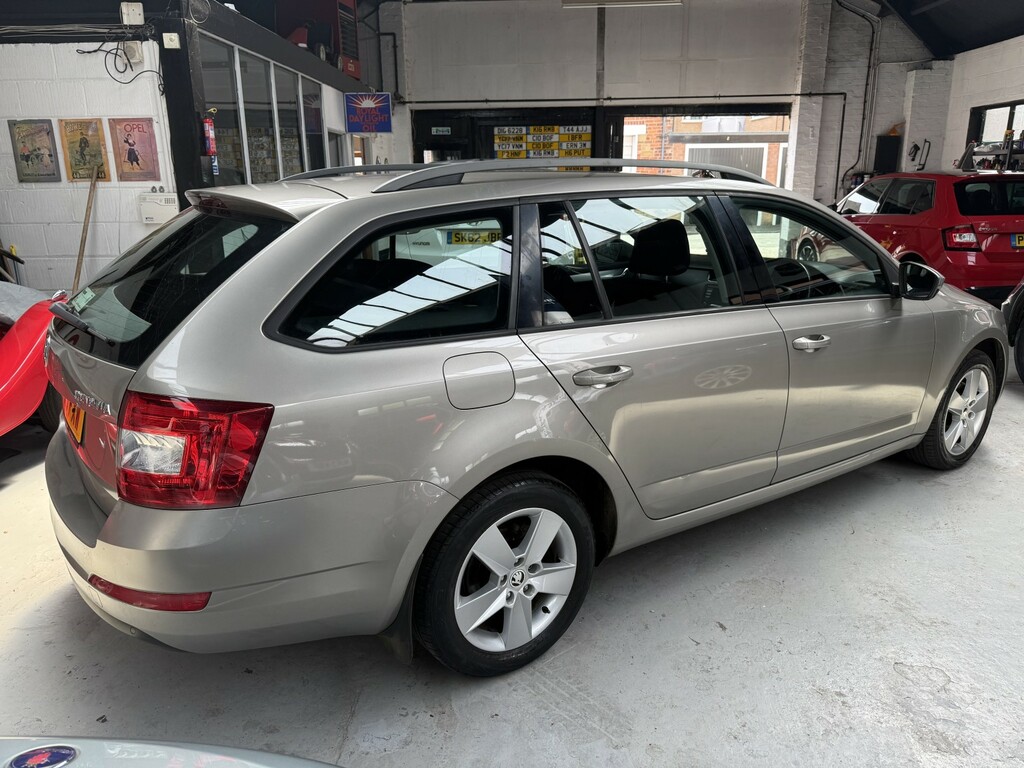 Skoda Octavia 1.4 Tsi Se 201515 Beige #6