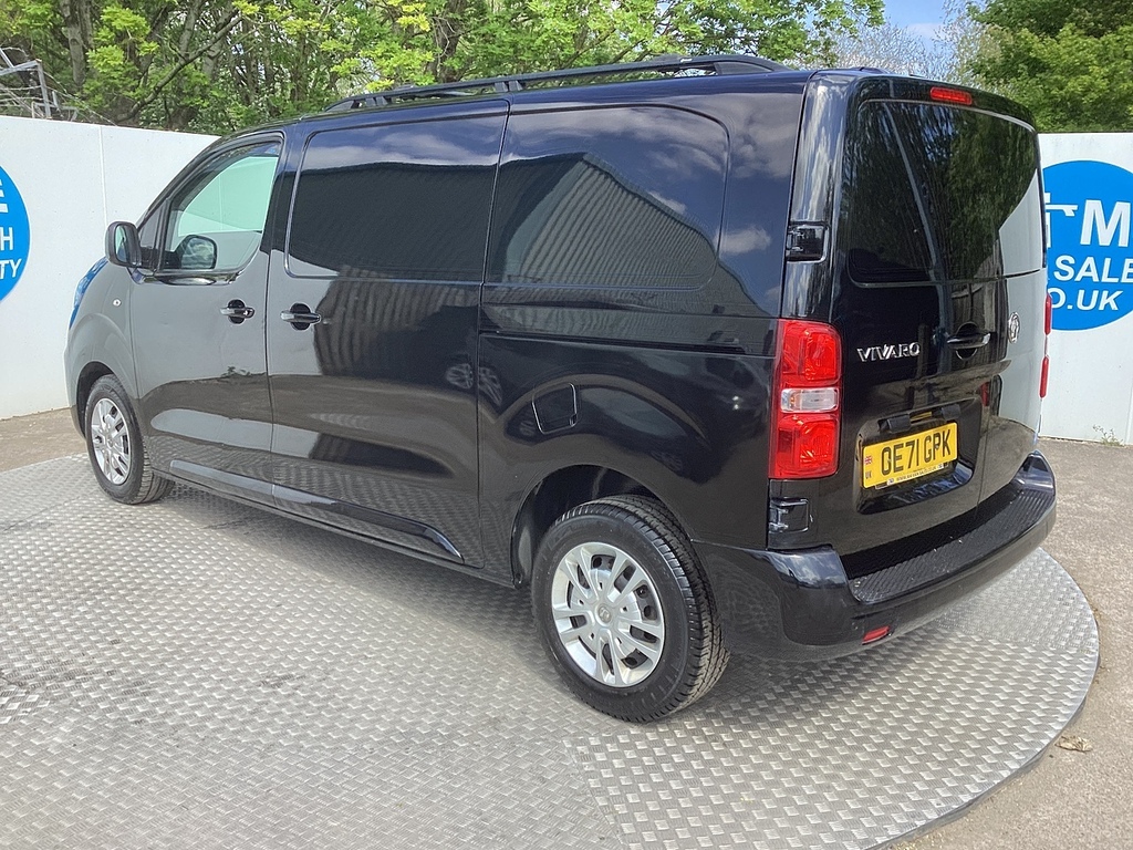 Vauxhall Vivaro Turbo D 3100 Sportive Swb L R A C Euro 6 U7982 U OE71GPK Black #5