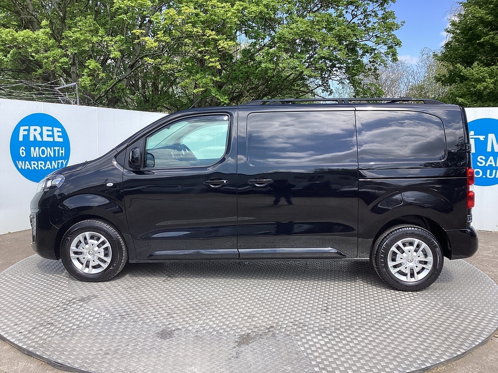 Vauxhall Vivaro Turbo D 3100 Sportive Swb L R A C Euro 6 U7982 U OE71GPK Black #6