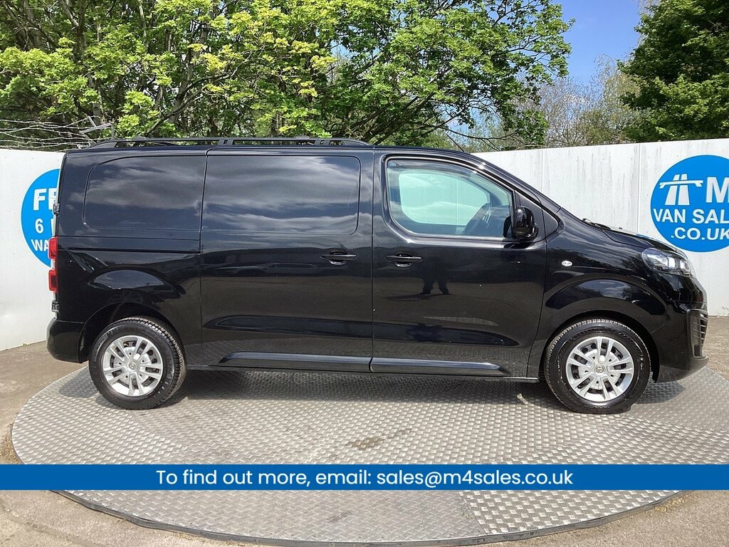 Vauxhall Vivaro Turbo D 3100 Sportive Swb L R A C Euro 6 U7982 U OE71GPK Black #2