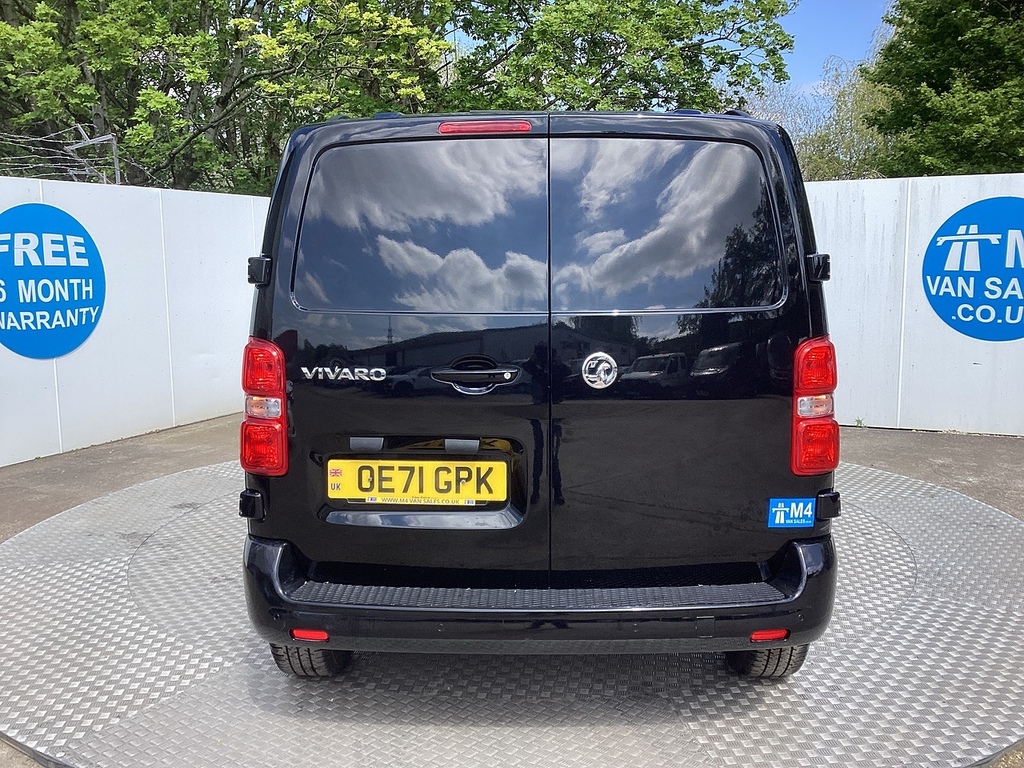 Vauxhall Vivaro Turbo D 3100 Sportive Swb L R A C Euro 6 U7982 U OE71GPK Black #4