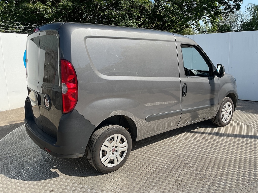 Fiat Doblo Multijetii Tecnico Cargo Swb L R A C Euro 6 No V Grey #3