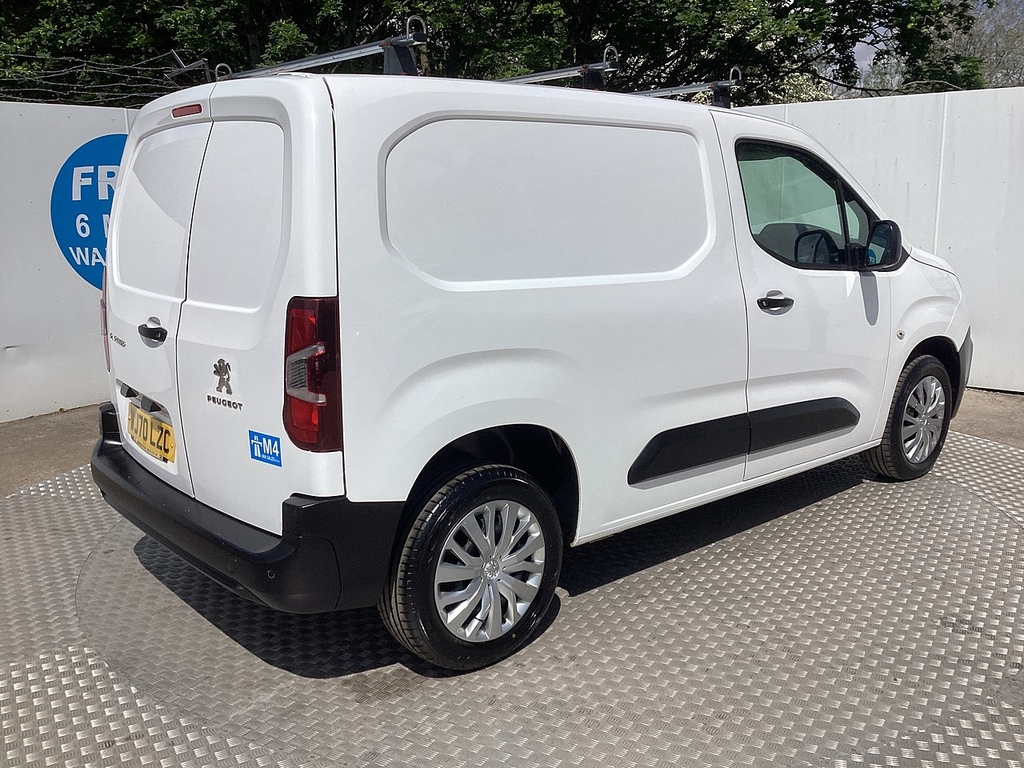 Peugeot Partner 1000 Puretech Professional Swb A C Euro 6 WJ70LZC White #3