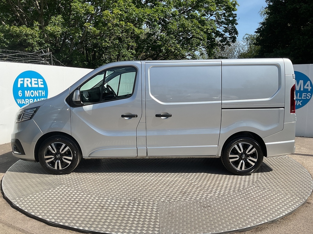 Renault Trafic Dci Blue Sl28 Sport Swb L R A C Euro 6 U8083 Ul MJ72BXK Grey #6