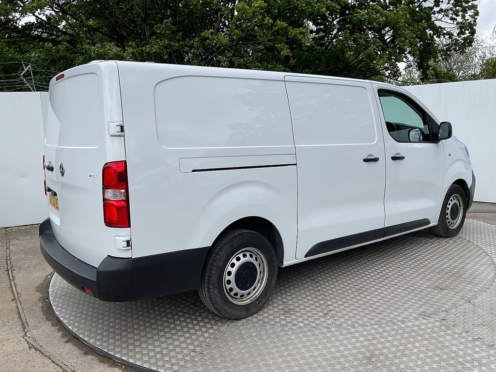 Vauxhall Vivaro Turbo D 2900 Prime Lwb H R A C Euro 6 U8109 Ulez DT23ESG White #3